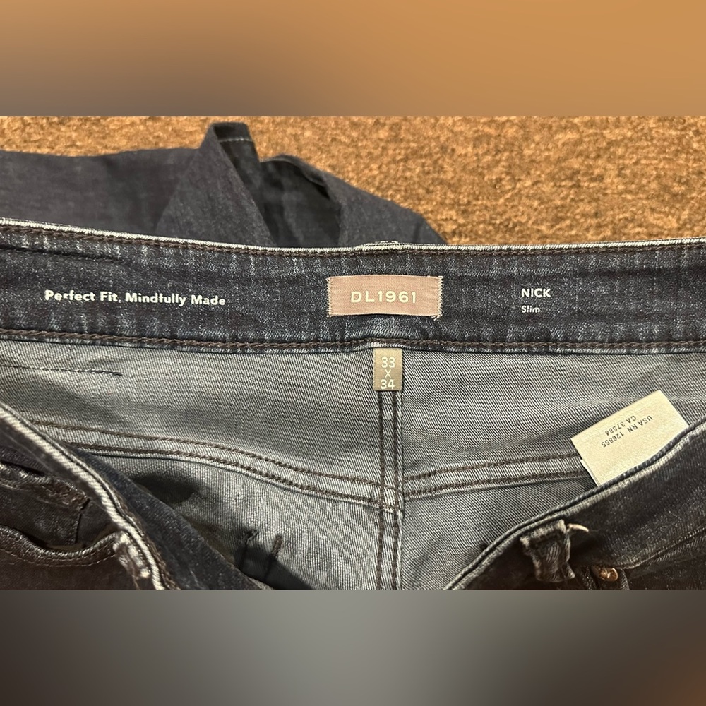 Like New! DL1961 Dark Blue Men's Jeans 33/34 Performance Nick Slim - Picture 2 of 5